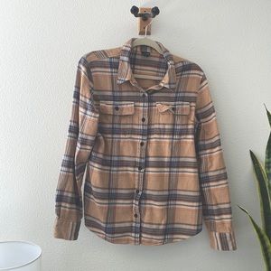 Patagonia Women’s Organic Cotton Fjord Flannel Size M